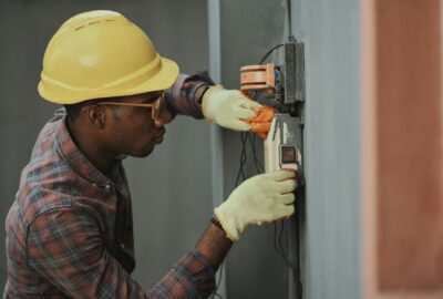 Elektriker Tips: Gode Råd til Elektriske Arbejder i Hjemmet